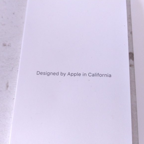 APPLE iPHONE 11 BOX ONLY 64GB Original Packaging OEM Stickers COLLECTIBLE Nerd - Picture 9 of 15